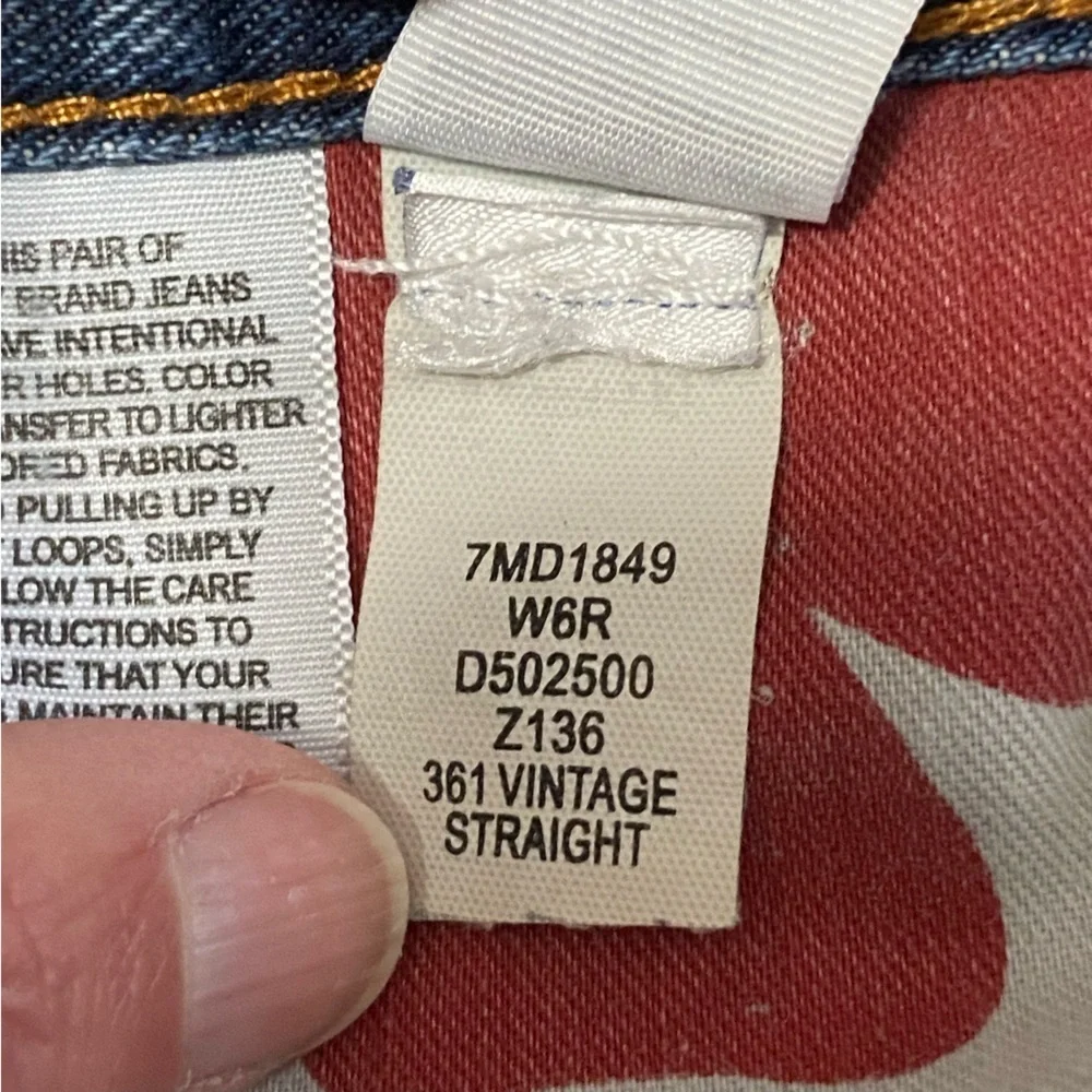 LUCKY BRAND / Men's 361 Vintage Straight Leg Jeans Medium Washed Size 34x30